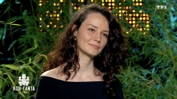 Claudia lors de la grande finale de "Koh-Lanta, l'île des héros" sur TF1 vendredi 5 juin 2020.