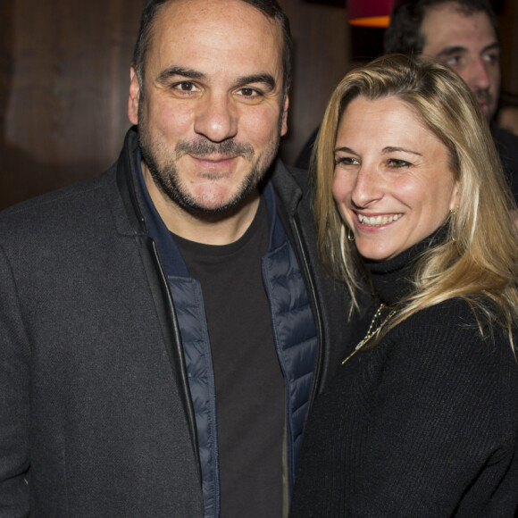 François-Xavier Demaison et sa femme Anaïs Tihay - Soirée à l'occasion de la sortie du livre "Déjeuner en paix" de Charlotte Gabris organisé par Five Eyes Production au Buddha Bar à Paris, le 13 janvier 2020. © Christophe Clovis / Bestimage