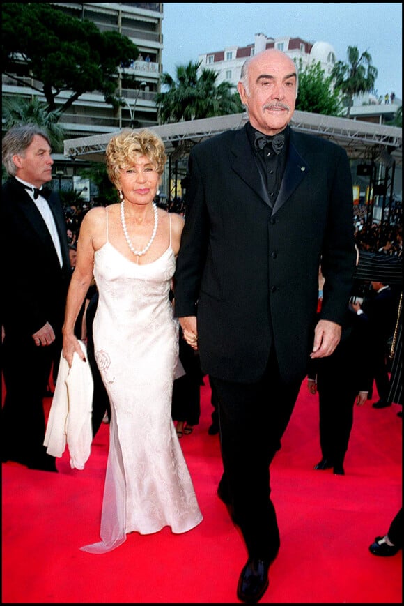 Sean Connery et sa femme Micheline au Festival de Cannes en 1999.