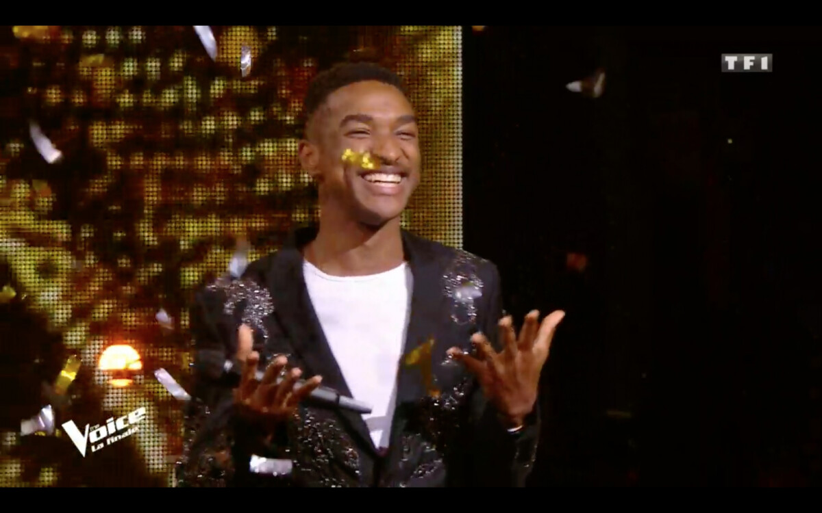 Vidéo Abi est élu grand gagnant lors de la finale de The Voice 2020, diffusée sur TF1. Le
