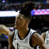 Kelly Oubre contre Lonnie Walker au stade Mexico City Arena. Le 14 décembre 2019. @EFE/ABACAPRESS.COM/Jose Mendez