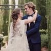 Antoine Griezmann a publié une photo de son mariage avec Erika Choperena sur sa page Facebook le 17 juin 2017.