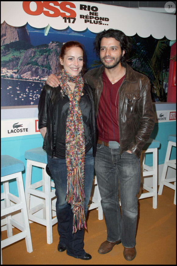 Audrey Dana et Mabrouk El Mechri - Première du film "OSS 117, Rio ne répond plus" à Paris en 2009.