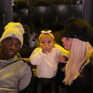 Emilie Fiorelli au restaurant avec M'Baye Niang et Louna, le 21 novembre 2019