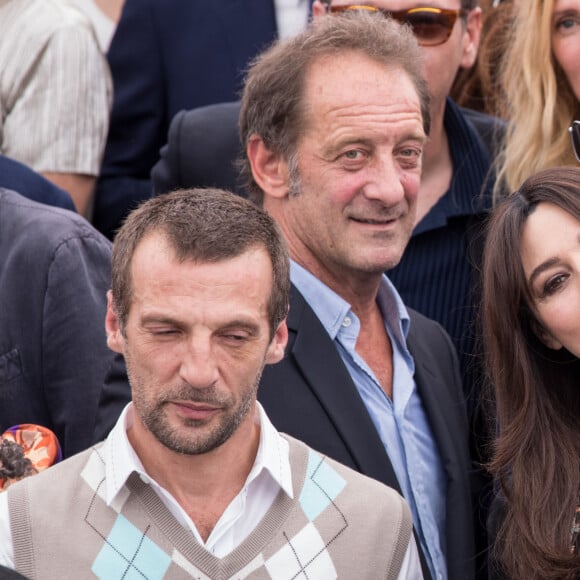 Mathieu Kassovitz, Monica Bellucci, Oliver Stone, Vincent Lindon, Sandrine Kiberlain, au photocall anniversaire du 70e Festival International du Film de Cannes, France, le 23 mai 2017. © Borde-Jacovides-Moreau/Bestimage