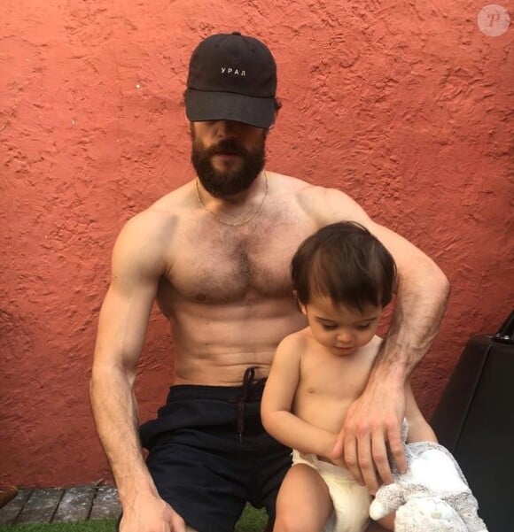 Kevin Mischel et son fils Liam sur Instagram. Le 26 avril 2020.