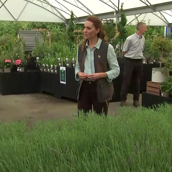 Catherine Kate Middleton, duchesse de Cambridge visite une jardinerie à Londres, Royaume Uni, le 19 juin 2020.