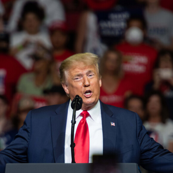 Le président américain Donald Trump lors d'un meeting de campagne au BOK center de Tulsa, Oklahoma, Etats-Unis, le 20 juin 2020. © Tyler Tomasello/Zuma Press/bestimage