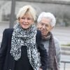 Philippe Gildas et sa femme Maryse lors des obsèques de Véronique Colucci au cimetière communal de Montrouge, le 12 avril 2018.