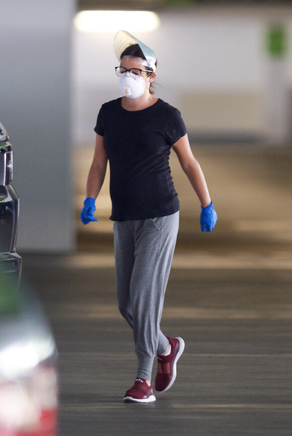 Exclusif - Lea Michele enceinte se balade avec son mari Zandy Reich pendant l'épidémie de Coronavirus Covid-19 à Los Angeles, le 29 mai 2020
