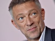 Vincent Cassel : Un mois après son accident, il marche sur l'eau !
