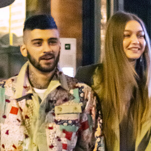 Gigi Hadid et Zayn Malik sont allés dîner au restaurant IL Buco avec B. Hadid et D. Lipa pour l'anniversaire de Yolanda Hadid (la mère de Bella et Gigi) à New York, le 11 janvier 2020.