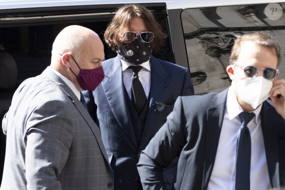 Johnny Depp arrive à la cour royale de justice à Londres, pour entamer le procès pour diffamation contre le magazine The Sun Newspaper. Le 7 juillet 2020