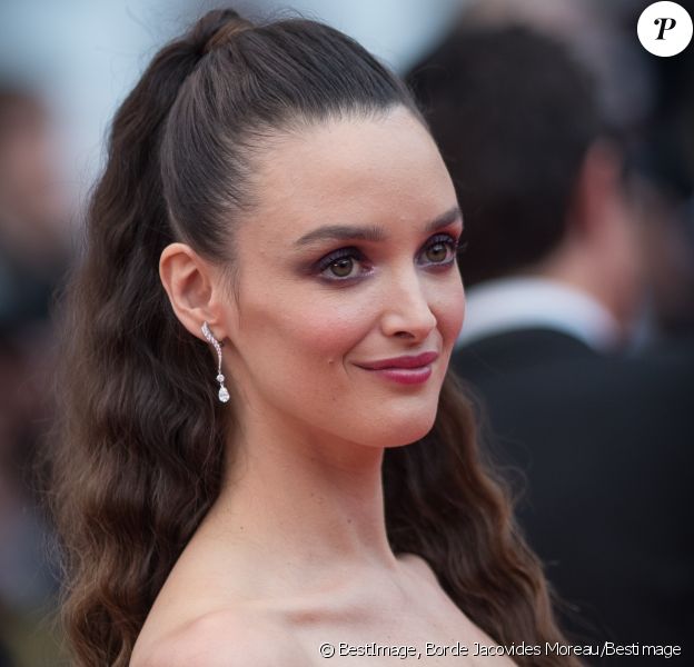 Charlotte Le Bon - Montée des marches du film " Blackkklansman " lors du 71e Festival International du Film de Cannes. Le 14 mai 2018.