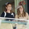 Sarah Ferguson et la princesse Beatrice d'York assistent aux courses du Royal Ascot 2017 à Londres le 23 juin 2017.