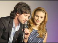 EXCLUSIF : Scarlett Johansson et Pete Yorn : Unis dans la rupture et... magnifiques lors de leur venue à Paris ! Regardez !