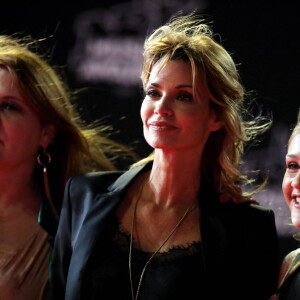 Ariane Séguillon, Ingrid Chauvin, Lou Jean - 19ème édition des NRJ Music Awards à Cannes le 4 novembre 2017. © Dominique Jacovides/Bestimage