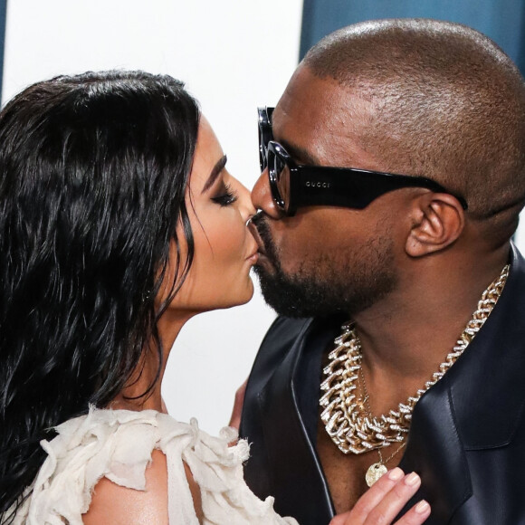 Kim Kardashian et son mari Kanye West - People à la soirée "Vanity Fair Oscar Party" après la 92ème cérémonie des Oscars 2020 au Wallis Annenberg Center for the Performing Arts à Los Angeles, le 9 février 2020.