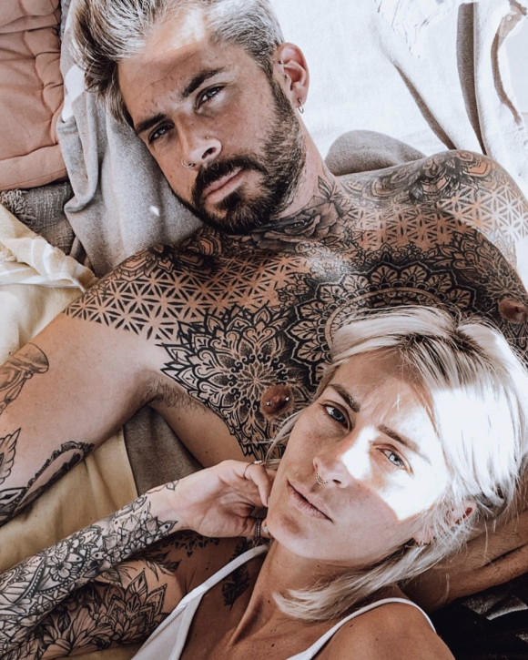 Jérémy Brun, ex-candidat de "Top Chef" (M6) en 2014 et "Les Anges" (NRJ12) en 2019, annonce la grossesse de sa compagne et future épouse Alexia le 28 juillet 2020.