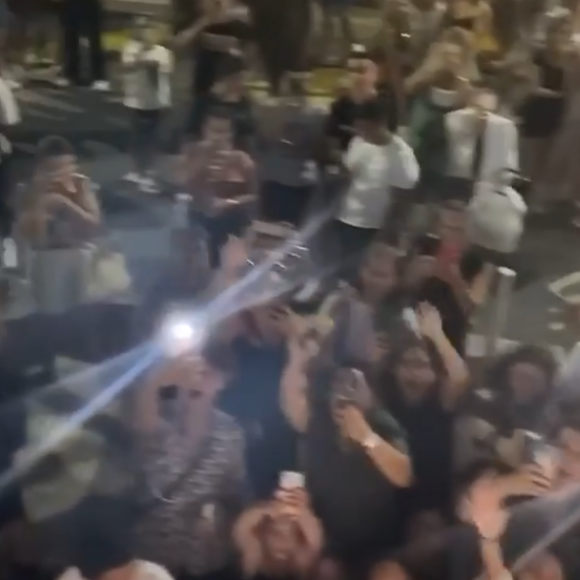 Carla Moreau et Maeva Ghennam créent un attroupement en pleine nuit - 28 juillet 2020, Antibes