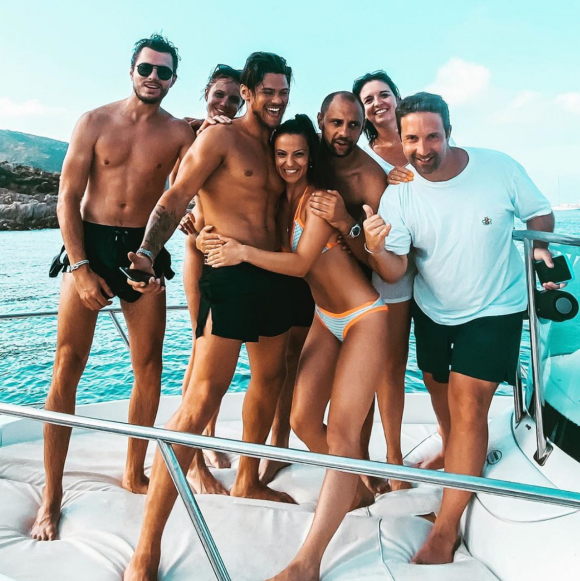 Rayane Bensetti en voyage avec des amis et Denitsa Ikonomova - Instagram, 31 juillet 2020