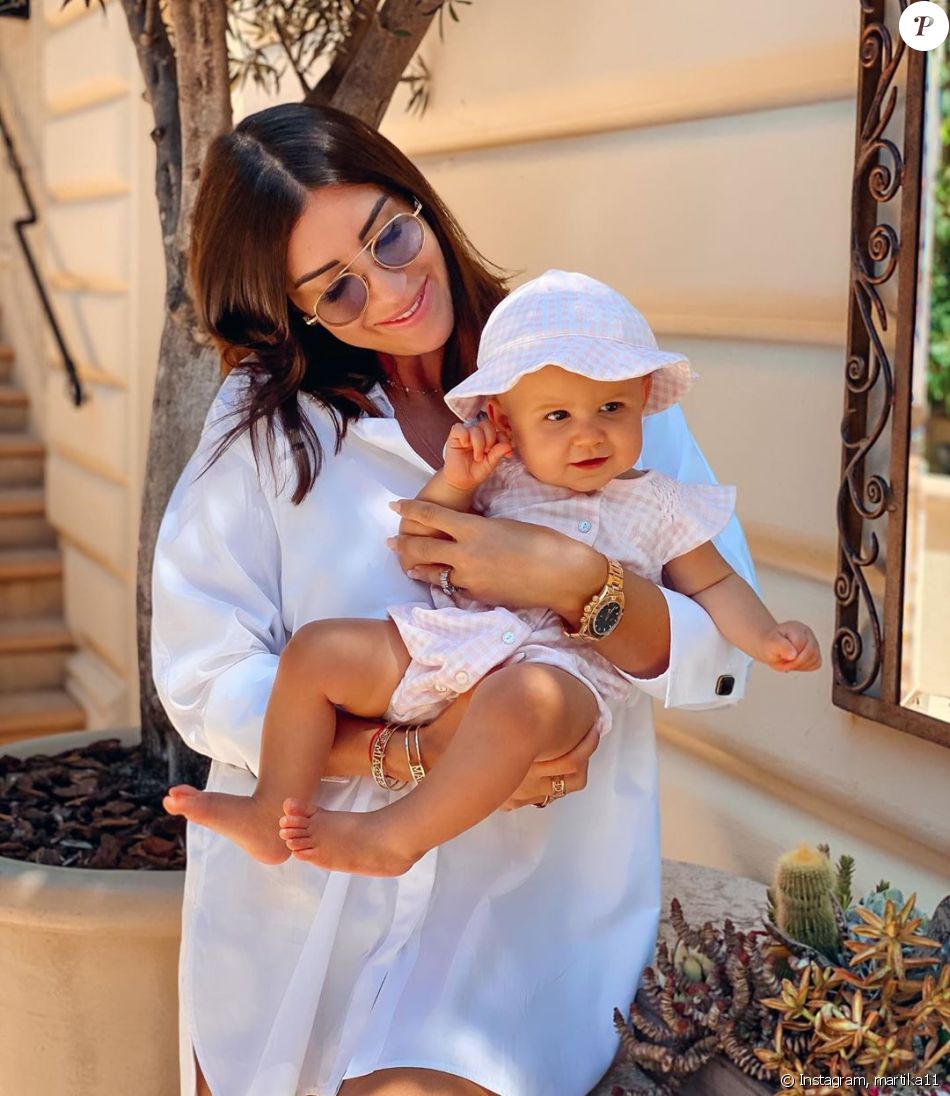 Martika avec sa fille Mia, le 3 août 2020