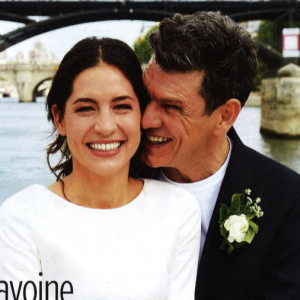 Marc Lavoine et sa femme Line Papin en couverture du nouveau numéro de Paris Match - Jeudi 6 août 2020