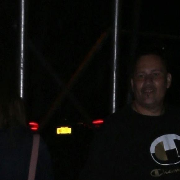 Exclusif - Chrissy Teigen très enceinte se balade dans les rues de New York, le 26 avril 2018