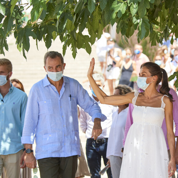Le roi Felipe VI d'Espagne et la reine Letizia ville de Ciutadella sur l'Ile de Minorque le 13 août 2020.
