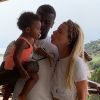 Emilie Fiorellli avec sa fille Louna et M'Baye Niang, en Sardaigne