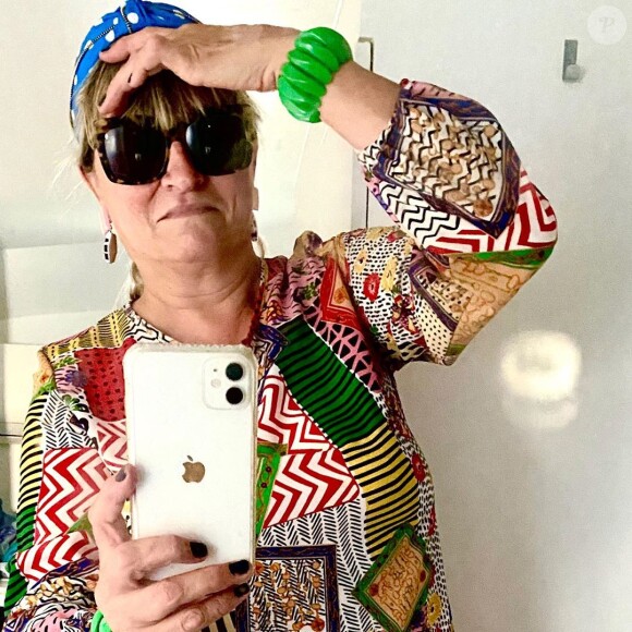 Christine Bravo a partagé ce selfie sur Instagram. Août 2020.