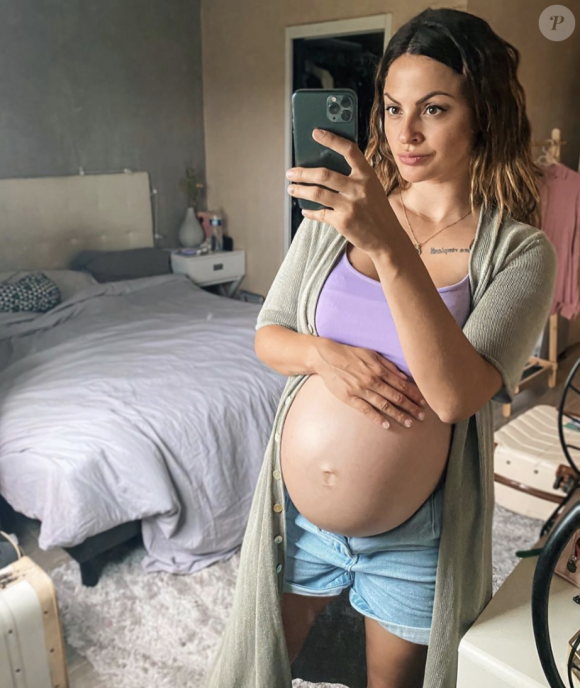 Julia Flabat, enceinte de son deuxième enfant cet été.