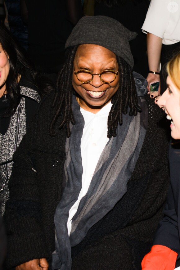 Whoopi Goldberg et Nicolle Wallace assistent au défilé Marissa Webb automne-hiver 2015-2016 aux studios Milk Studios. New York, le 12 février 2015.