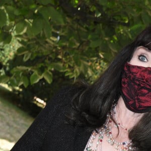 Isabelle Adjani, masquée - Photocall du film "Soeurs" - Festival du film Francophone d'Angoulême 2020 le 31 Août 2020. © Guirec Coadic / Bestimage