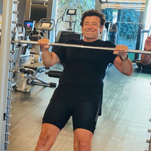 Patrick Bruel fait du sport au centre de remise en forme SHA, à Alicante. Juillet 2020.