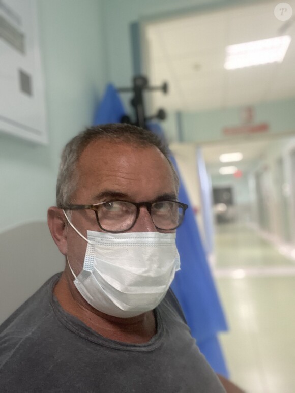 Christophe Dechavanne donne de ses nouvelles depuis l'hôpital, fin août 2020 sur Twitter.