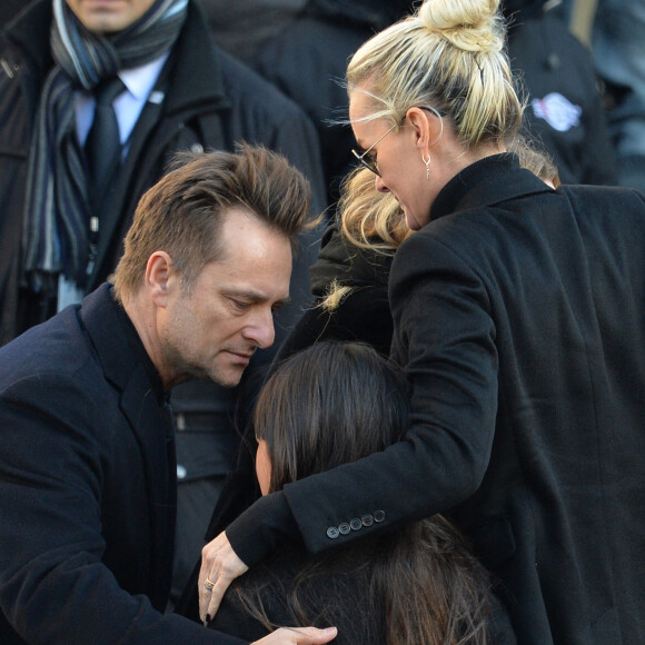 Laura Smet, David Hallyday, Laeticia Hallyday et ses filles Joy et Jade - Arrivées des personnalités en l'église de La Madeleine pour les obsèques de Johnny Hallyday à Paris le 8 decembre 2017. © Veeren/Bestimage