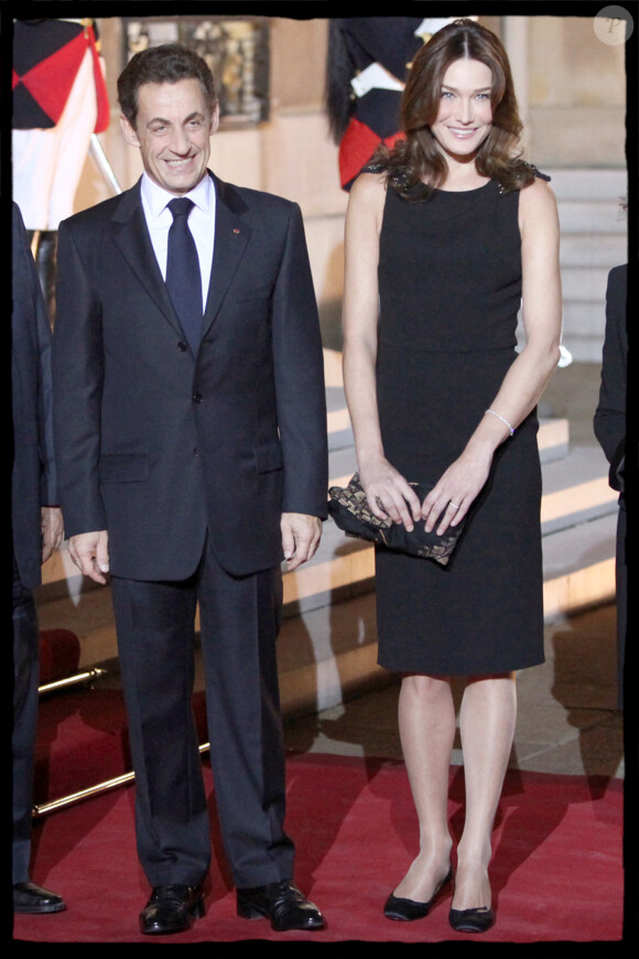 Nicolas Sarkozy et sa femme Carla Bruni-Sarkozy - Dîner d'Etat en l'honneur du président irakien Jalal Talabani à l'Elysée.