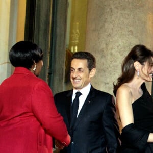Nicolas Sarkozy et sa femme Carla Bruni-Sarkozy - Dîner d'Etat en l'honneur du président de Jacob Zuma, président de la République d'Afrique du Sud. Le 2 mars 2011.