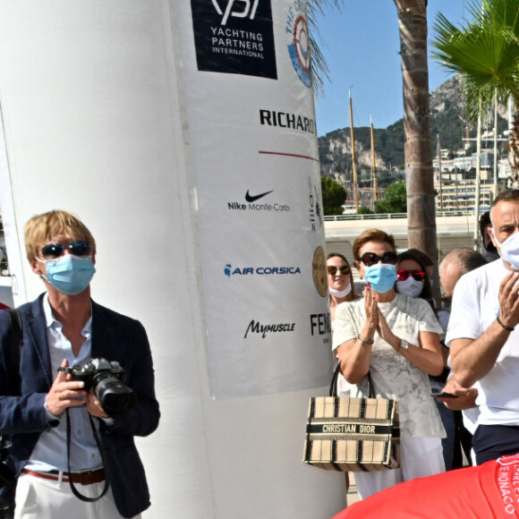 La princesse Charlène de Monaco, le prince Albert II de Monaco, le prince Jacques de Monaco, marquis des Baux, et la princesse Gabriella de Monaco, comtesse de Carladès - La famille princière de Monaco à l'arrivée de la 3ème édition de la course "The Crossing : Calvi-Monaco Water Bike Challenge". Monaco, le 13 septembre 2020. © Bruno Bebert/Bestimage