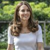 Catherine (Kate) Middleton, duchesse de Cambridge, lors d'une visite à Battersea Park, à Londres, alors qu'elle rencontrait des mères pour savoir comment elles se sont entraidées pendant l'épidémie de Coronavirus (COVID-19). Londres, 22 septembre 2020.