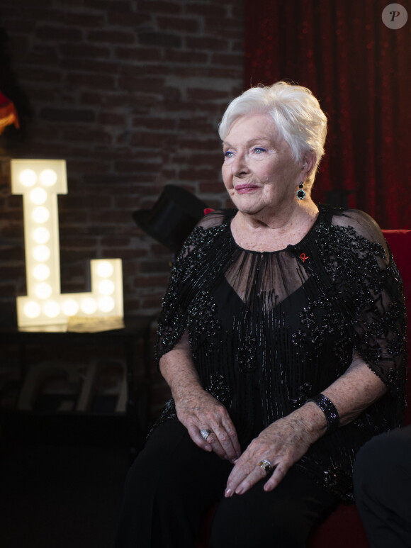 Exclusif - Line Renaud - Backstage de l'enregistrement de l'émission "100 ans de comédies musicales pour le Sidaction", qui sera diffusée le 2 avril sur France 2. Le 10 mars 2020 © Moreau-Perusseau / Bestimage