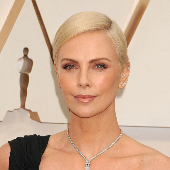 Charlize Theron - Photocall des arrivées de la 92ème cérémonie des Oscars 2020 au Hollywood and Highland à Los Angeles le 9 février 2020.
