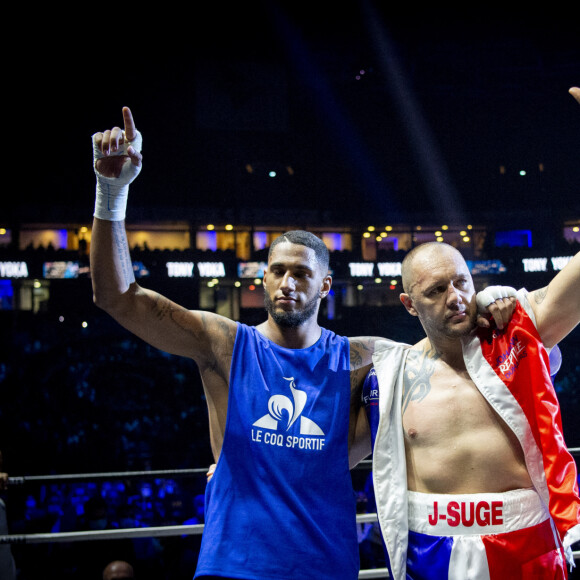 Tony Yoka remporte son combat de boxe contre Johann Duhaupas dans la catégorie poids lourds dès le premier round à Paris La Défense Arena le 25 septembre 2020. © JB Autissier / Panoramic / Bestimage