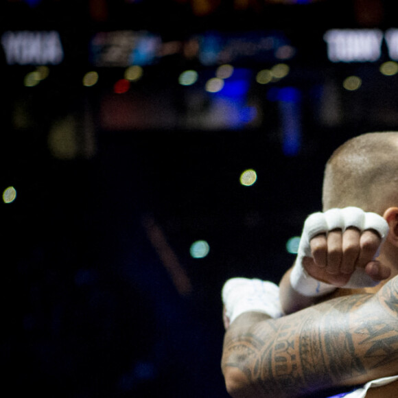 Tony Yoka remporte son combat de boxe contre Johann Duhaupas dans la catégorie poids lourds dès le premier round à Paris La Défense Arena le 25 septembre 2020. © JB Autissier / Panoramic / Bestimage