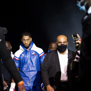 Tony Yoka remporte son combat de boxe contre Johann Duhaupas dans la catégorie poids lourds dès le premier round à Paris La Défense Arena le 25 septembre 2020. © JB Autissier / Panoramic / Bestimage