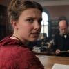 Netflix a publié des photos de Millie Bobby Brown qui joue le rôle principal dans le nouveau film "Enola Holmes", la soeur de Sherlock Holmes.