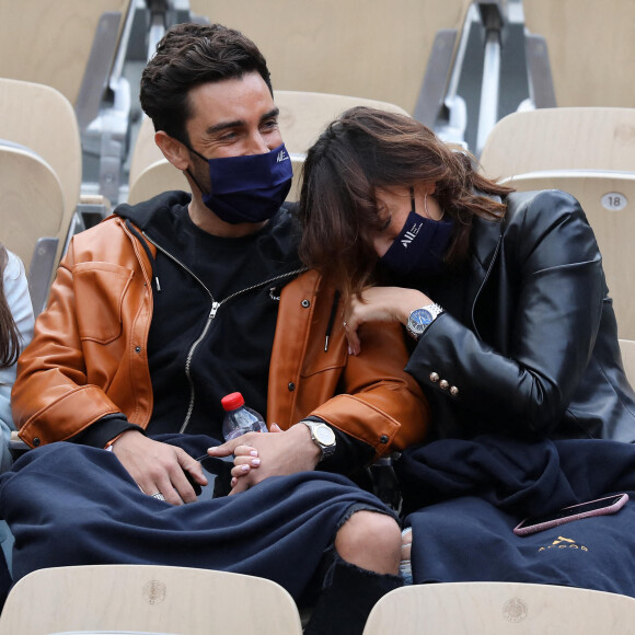 Rachel Legrain-Trapani et son compagnon Valentin Léonard dans les tribunes du tournoi de tennis des Internationaux de Roland Garros à Paris. Le 3 octobre 2020 © Dominique Jacovides / Bestimage