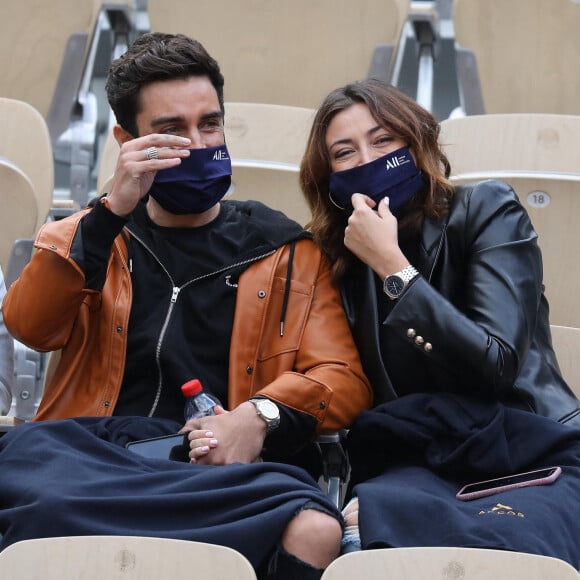 Rachel Legrain-Trapani et son compagnon Valentin Léonard dans les tribunes du tournoi de tennis des Internationaux de Roland Garros à Paris. Le 3 octobre 2020 © Dominique Jacovides / Bestimage