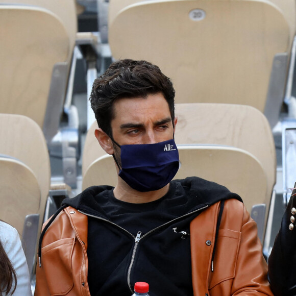 Rachel Legrain-Trapani et son compagnon Valentin Léonard dans les tribunes du tournoi de tennis des Internationaux de Roland Garros à Paris. Le 3 octobre 2020 © Dominique Jacovides / Bestimage